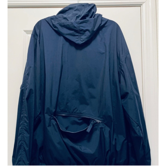IZOD Windbreaker Men's Large Navy Blue Lightweight Coat - The Packable Jacket - Picture 4 of 7